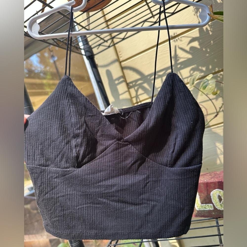 GARAGE- Black Fitted B Neck Camisole Crop Top Size Small - Picture 2 of 6